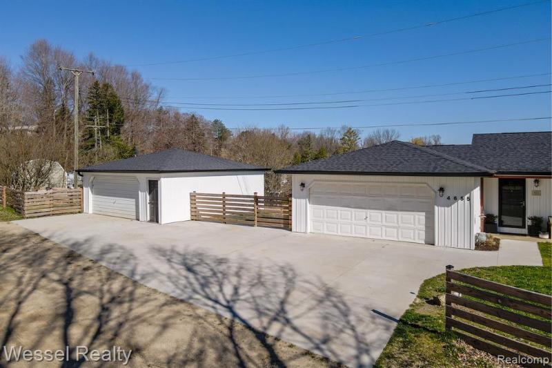 Listing Photo for 4655 Wilson Drive