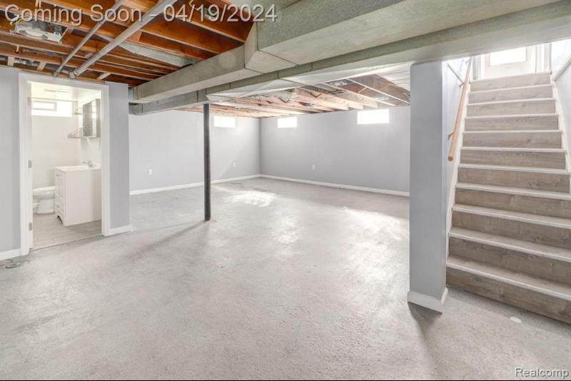 Listing Photo for 24615 Hayes Avenue