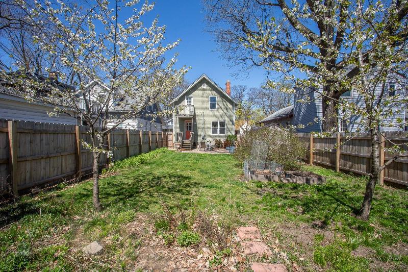 Listing Photo for 339 W Chesterfield Street