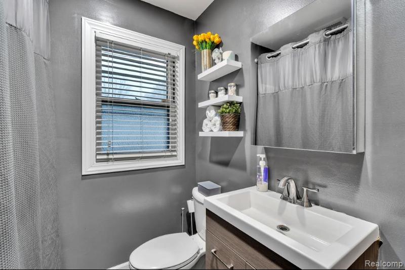 Listing Photo for 25316 W Chicago