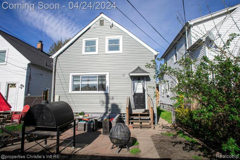 Listing Photo for 11681 Mitchell Street