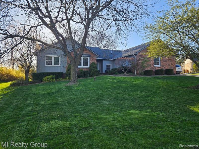 Listing Photo for 68749 Knollwood Court