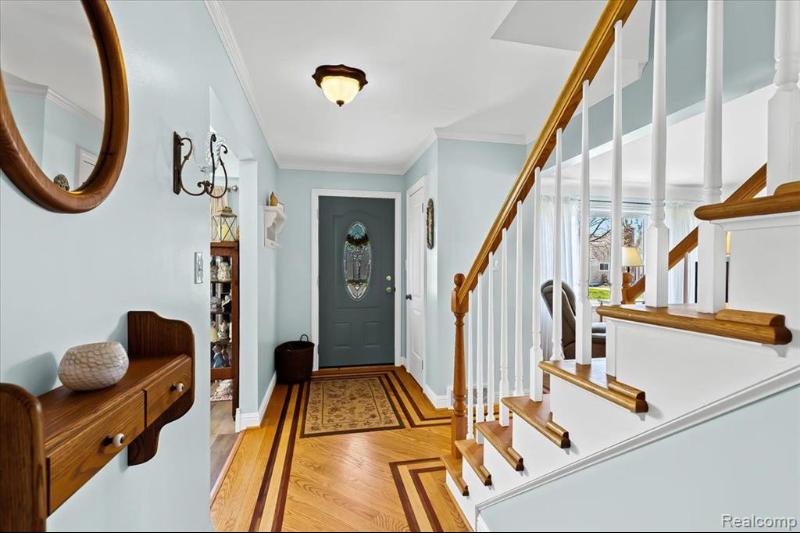Listing Photo for 4460 Newberry Street