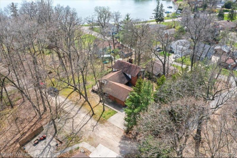 Listing Photo for 9030 Hillview Drive