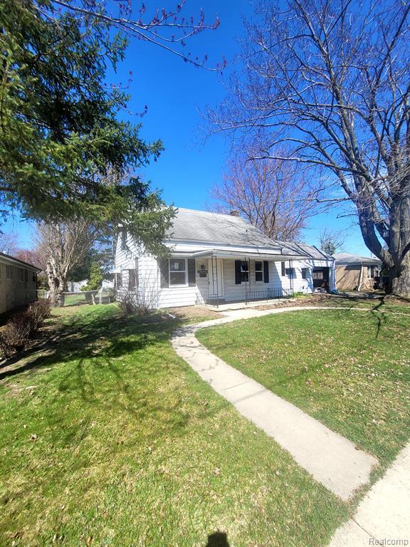 Listing Photo for 22421 Beaconsfield Avenue