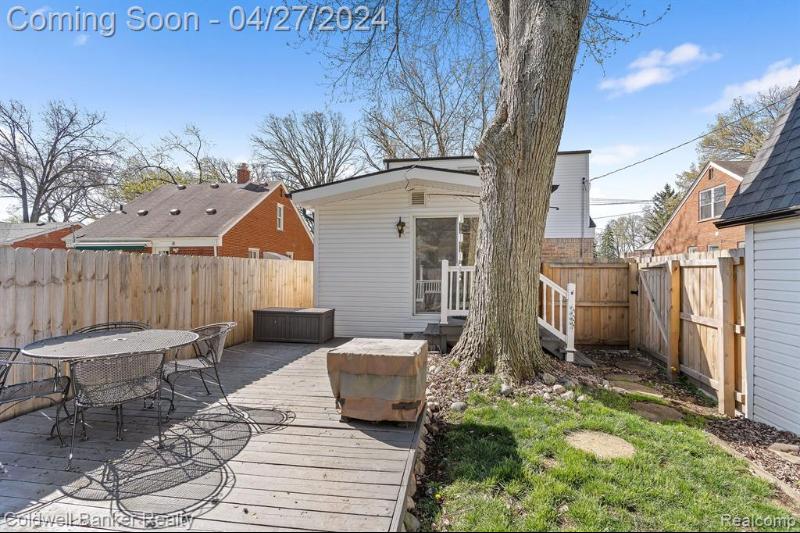 Listing Photo for 1065 Goodale Avenue