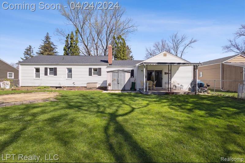 Listing Photo for 574 Wilson Avenue
