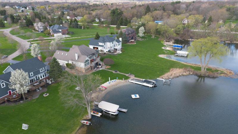 Listing Photo for 8746 S Shore Drive