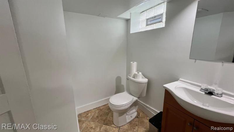 Listing Photo for 11433 Rockland