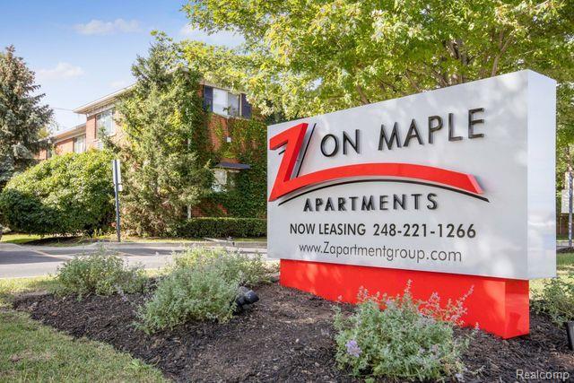 Listing Photo for 649 W Maple Road UNIT 3
