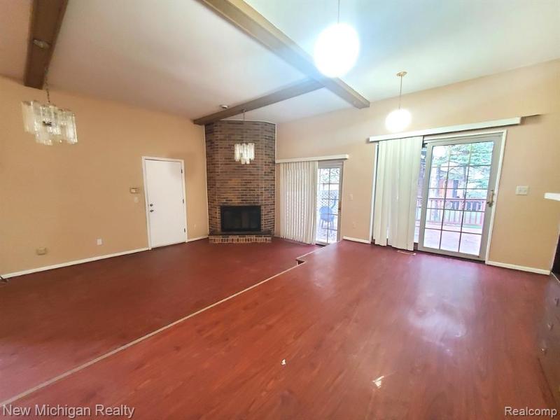 Listing Photo for 164 Bloomfield Boulevard