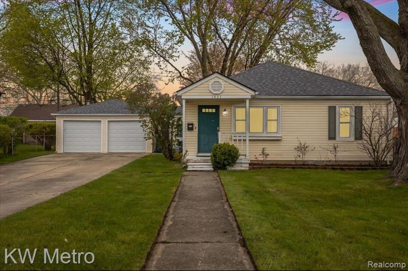Listing Photo for 1401 Englewood Avenue