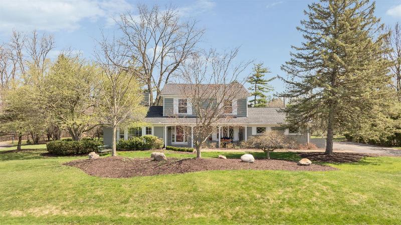 5443 Forest Way, Bloomfield Hills