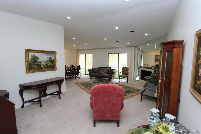 Listing Photo for 7187 Suncrest Road