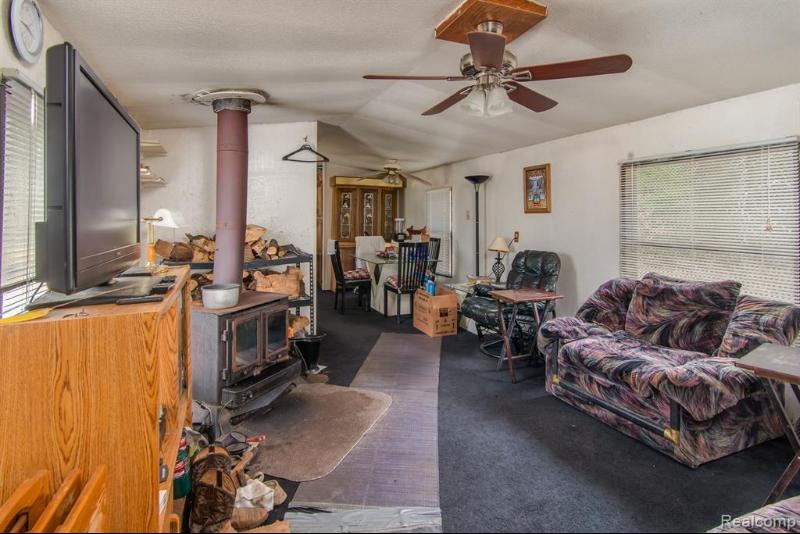 Listing Photo for 5282 S Broadway