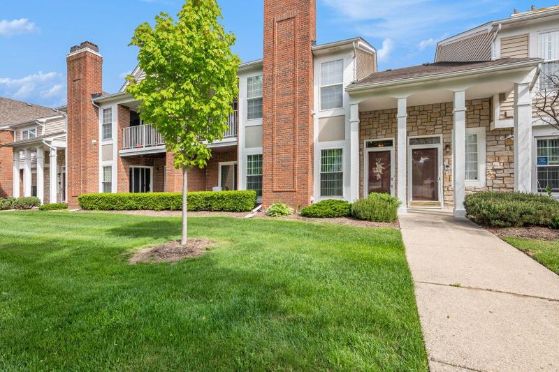 4237 Berkshire Drive, Sterling Heights