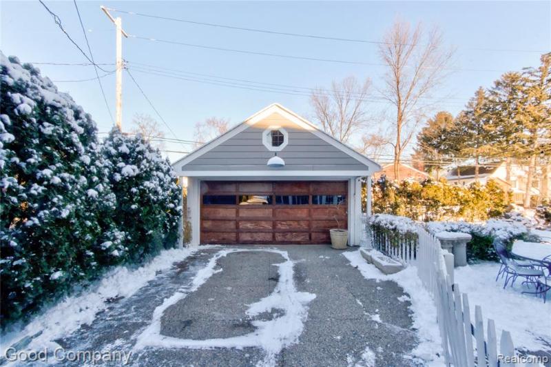 Listing Photo for 14 Oxford Blvd