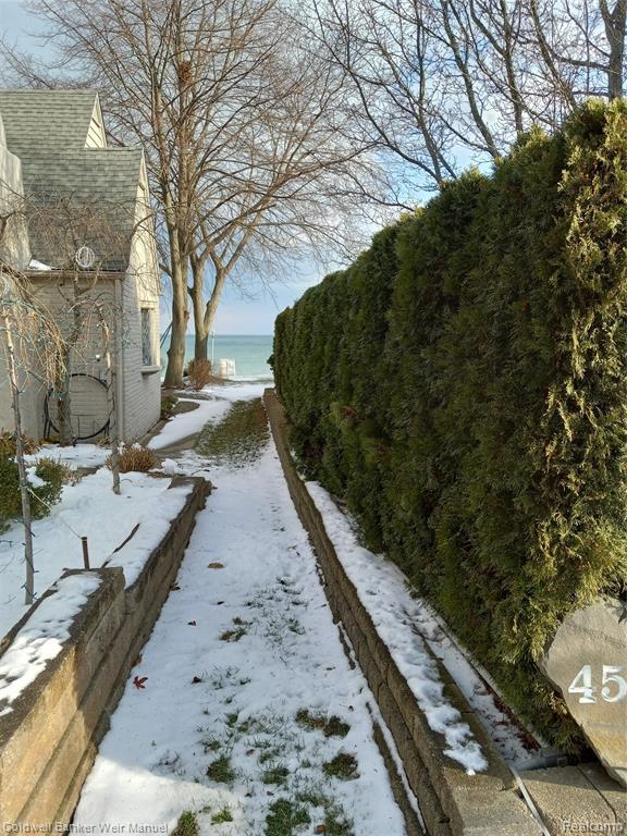 Listing Photo for 4550 Lakeshore Road