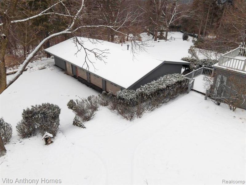Listing Photo for 1558 Dutton Road