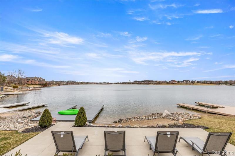 Listing Photo for 10775 Stoney Point Drive