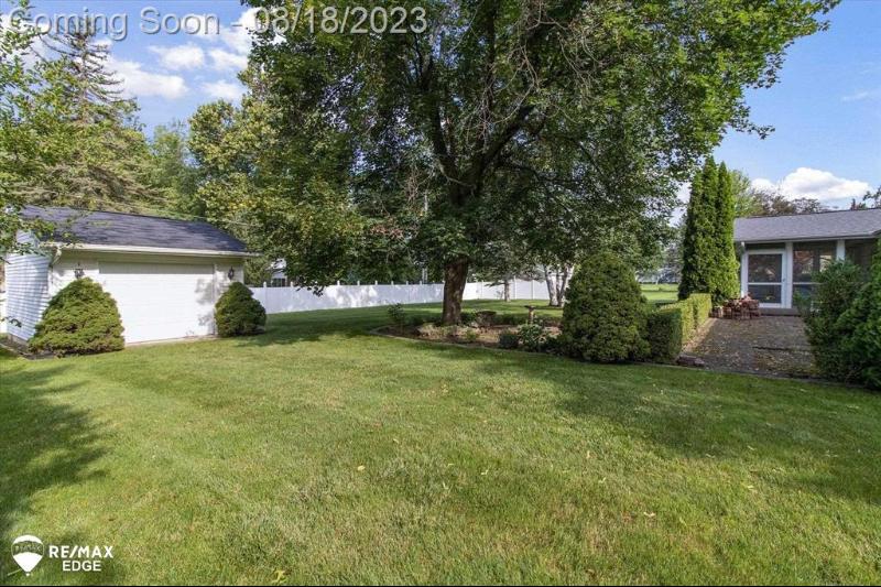 Listing Photo for 2243 Hermitage