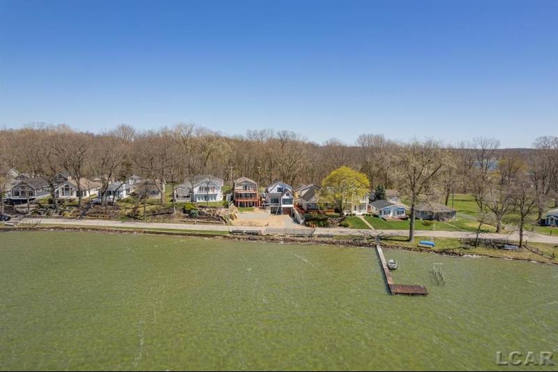 Listing Photo for 3235 Round Lake