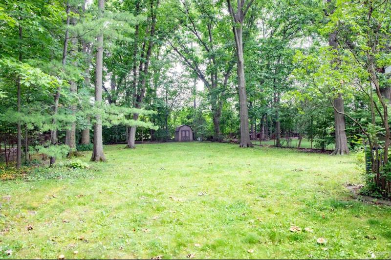Listing Photo for 16100 Kennebec