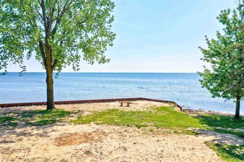Listing Photo for 245 S Linwood Beach Road