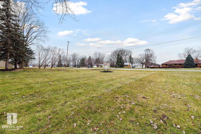 Listing Photo for 4080 Lapeer Rd.