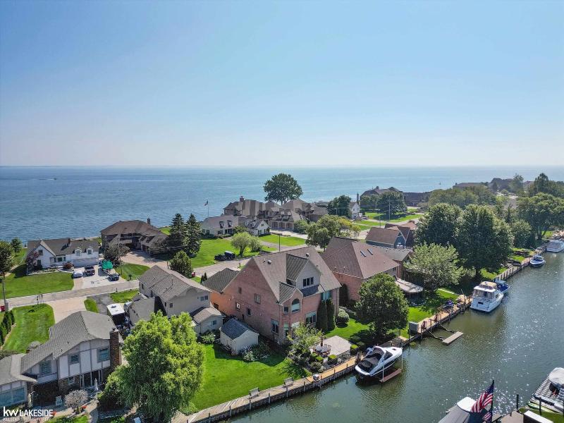 Listing Photo for 37821 Lakeshore