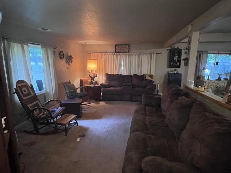 Listing Photo for 2041 Lois St