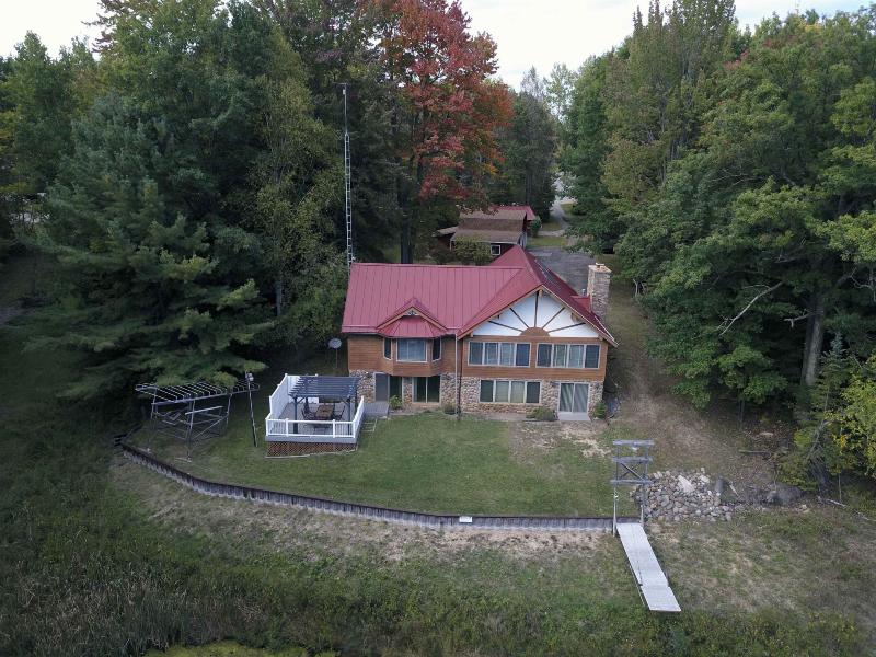 Listing Photo for 1866 Deer Haven