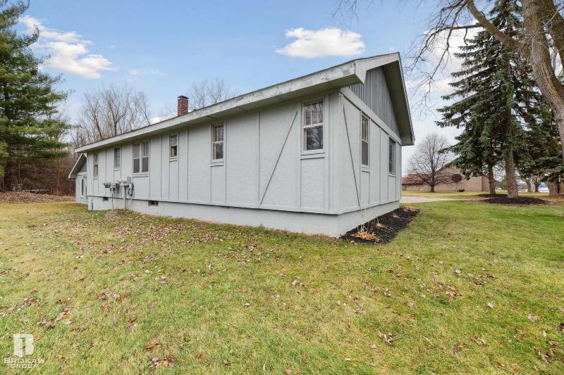 Listing Photo for 4080 Lapeer