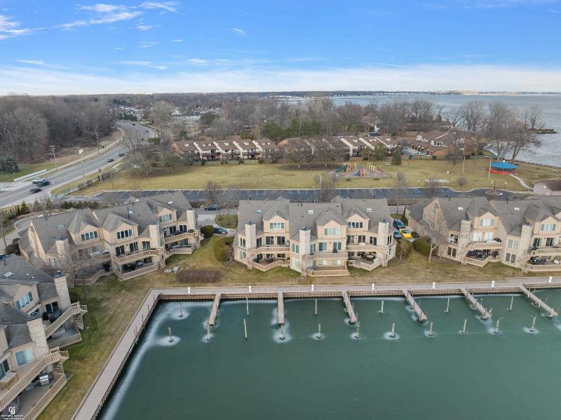 Listing Photo for 26231 Harbour Pointe Dr. N