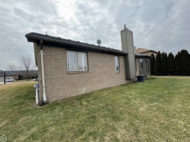 Listing Photo for 21669 Clifford