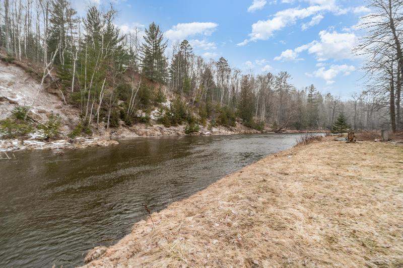 Listing Photo for 1426 Rifle River