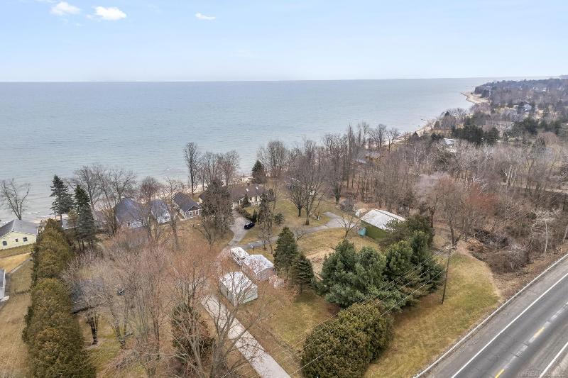 Listing Photo for 1306 N Lakeshore