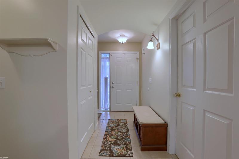 Listing Photo for 54725 Darby UNIT 6