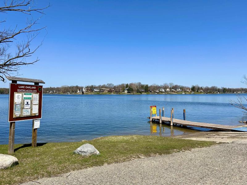 Listing Photo for 3616 Lake Oakland Shores