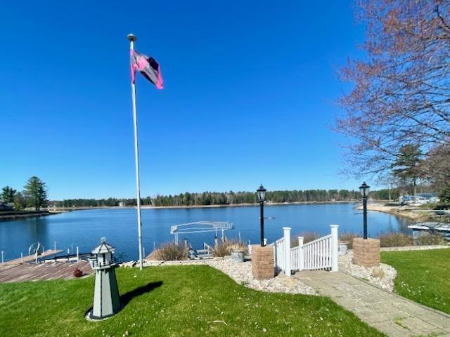 Listing Photo for 3127 Lakeshore