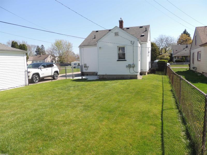 Listing Photo for 25191 Ford
