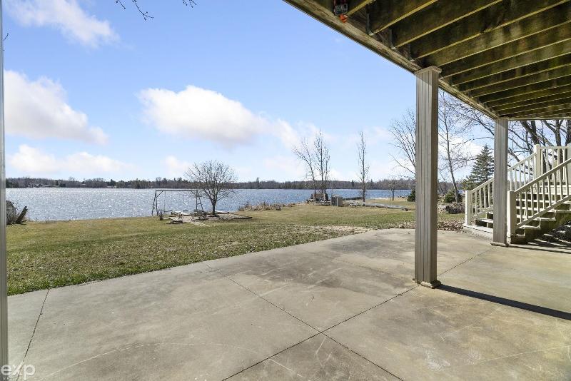 Listing Photo for 4348 W Lakeside