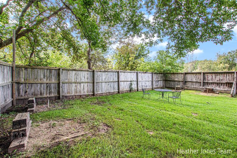 Listing Photo for 7470 Northland Drive