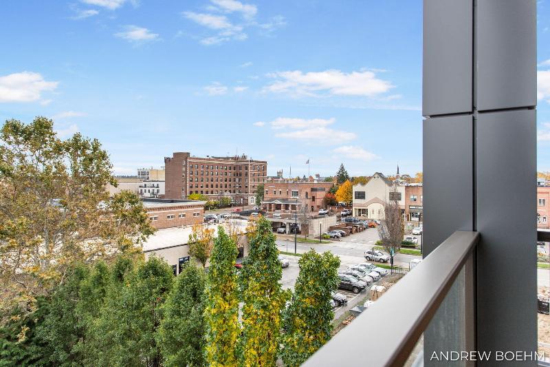 Listing Photo for 159 S River Avenue 307