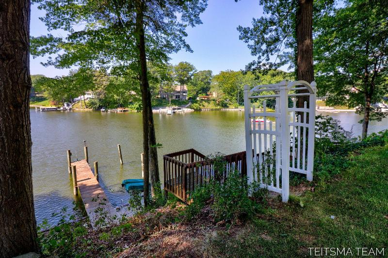 Listing Photo for 16051 Baird Drive