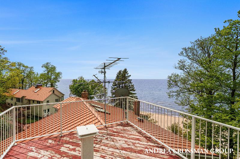Listing Photo for 5795 Lakeshore Drive