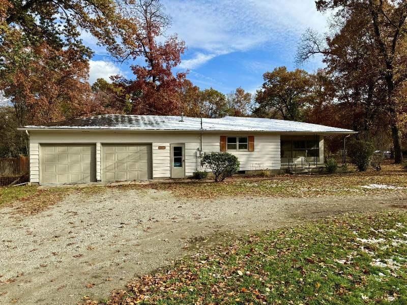 Listing Photo for 70101 State Line Road