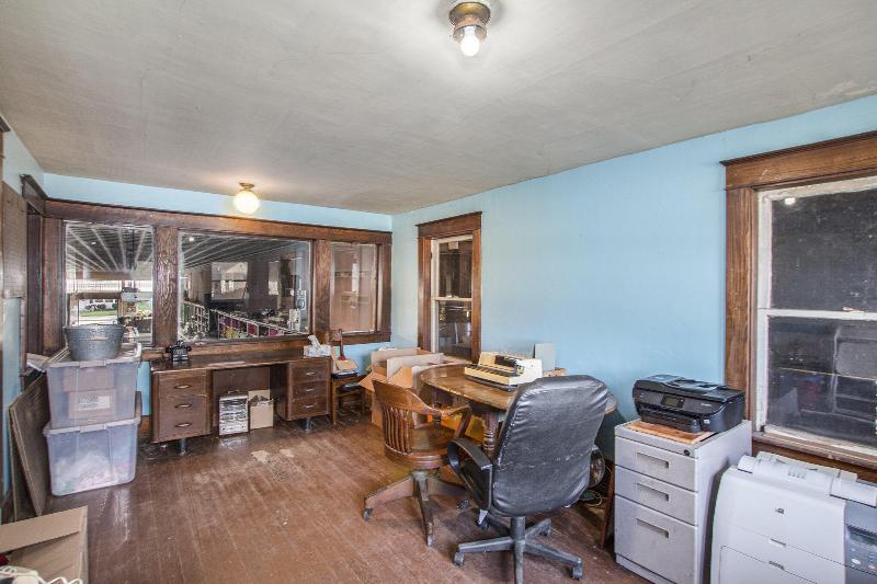 Listing Photo for 147 N Division Avenue