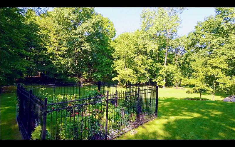 Listing Photo for 6900 Thorne Road