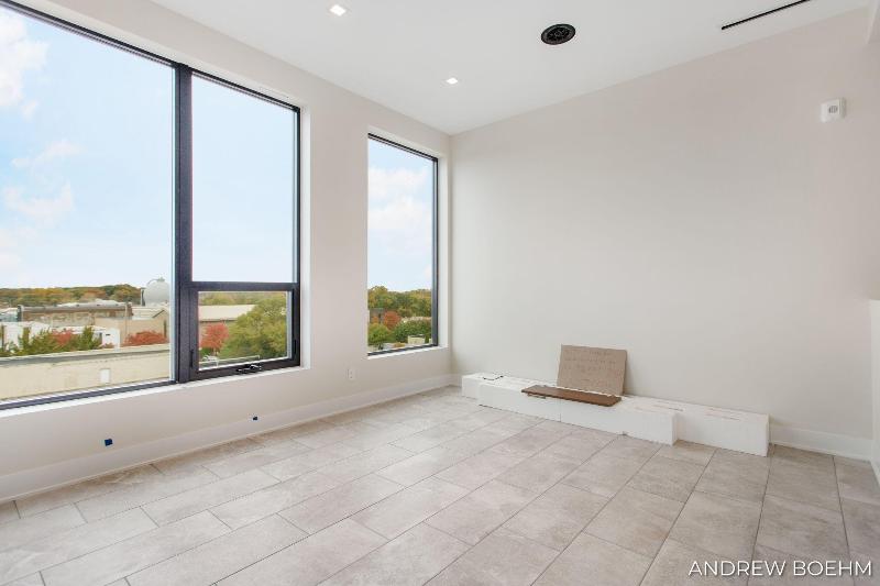 Listing Photo for 159 S River Avenue 305